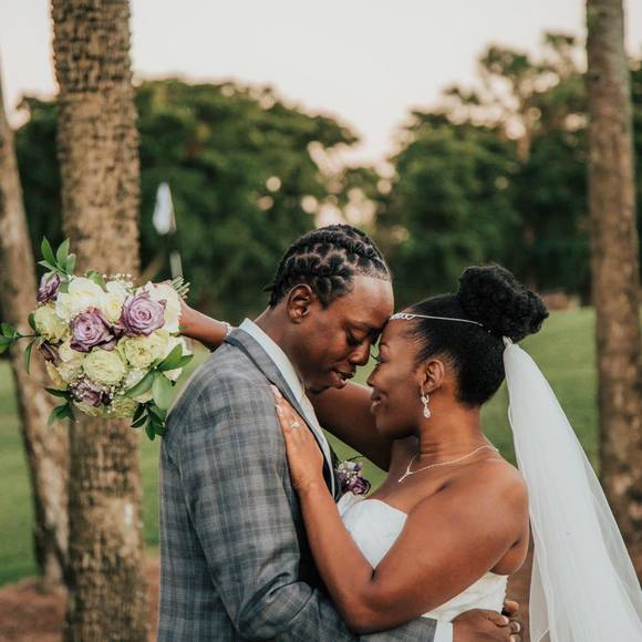 Meet your Posher, Melvenia - Picture 1 of 1